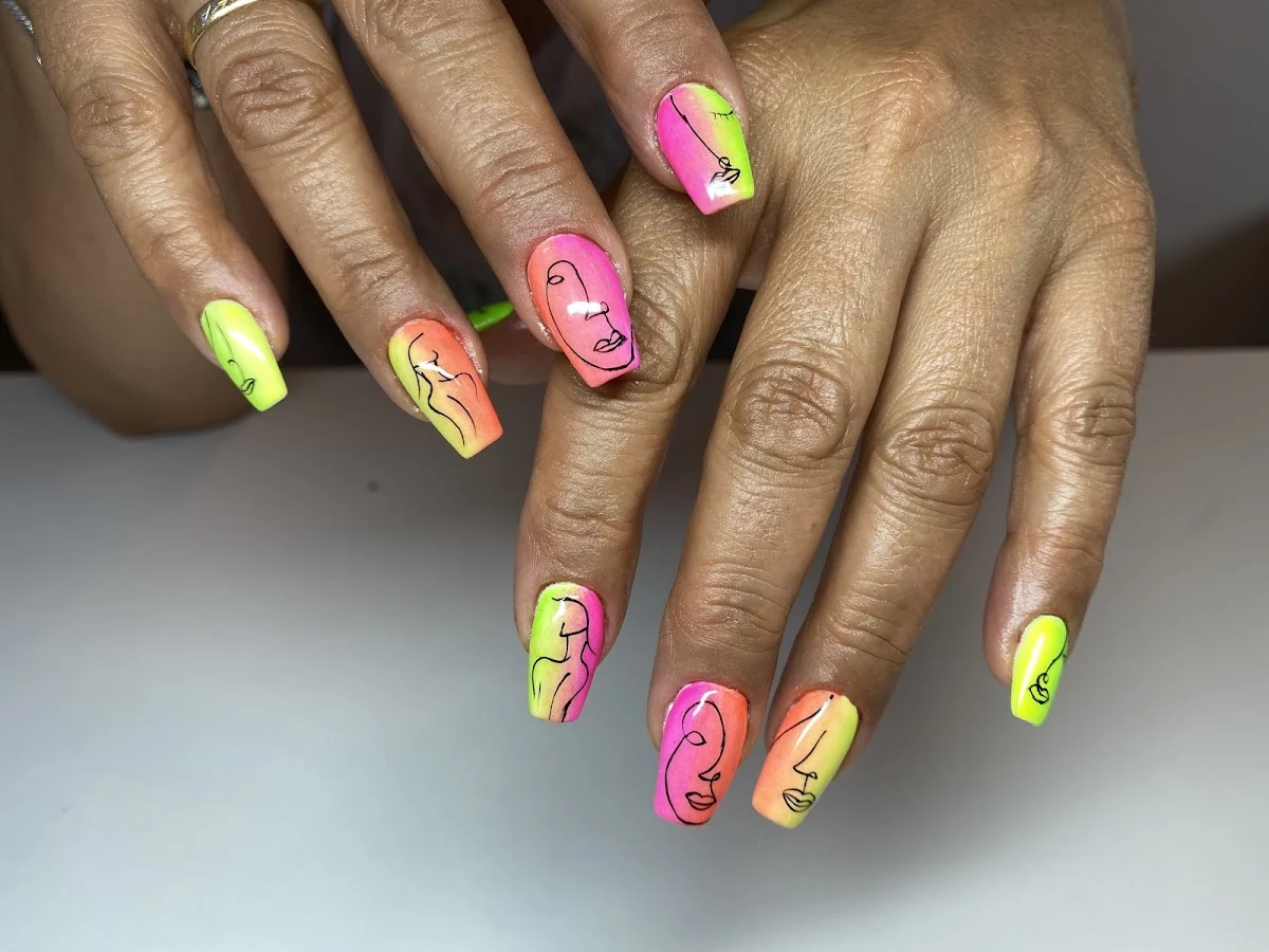 AM Nails - 3