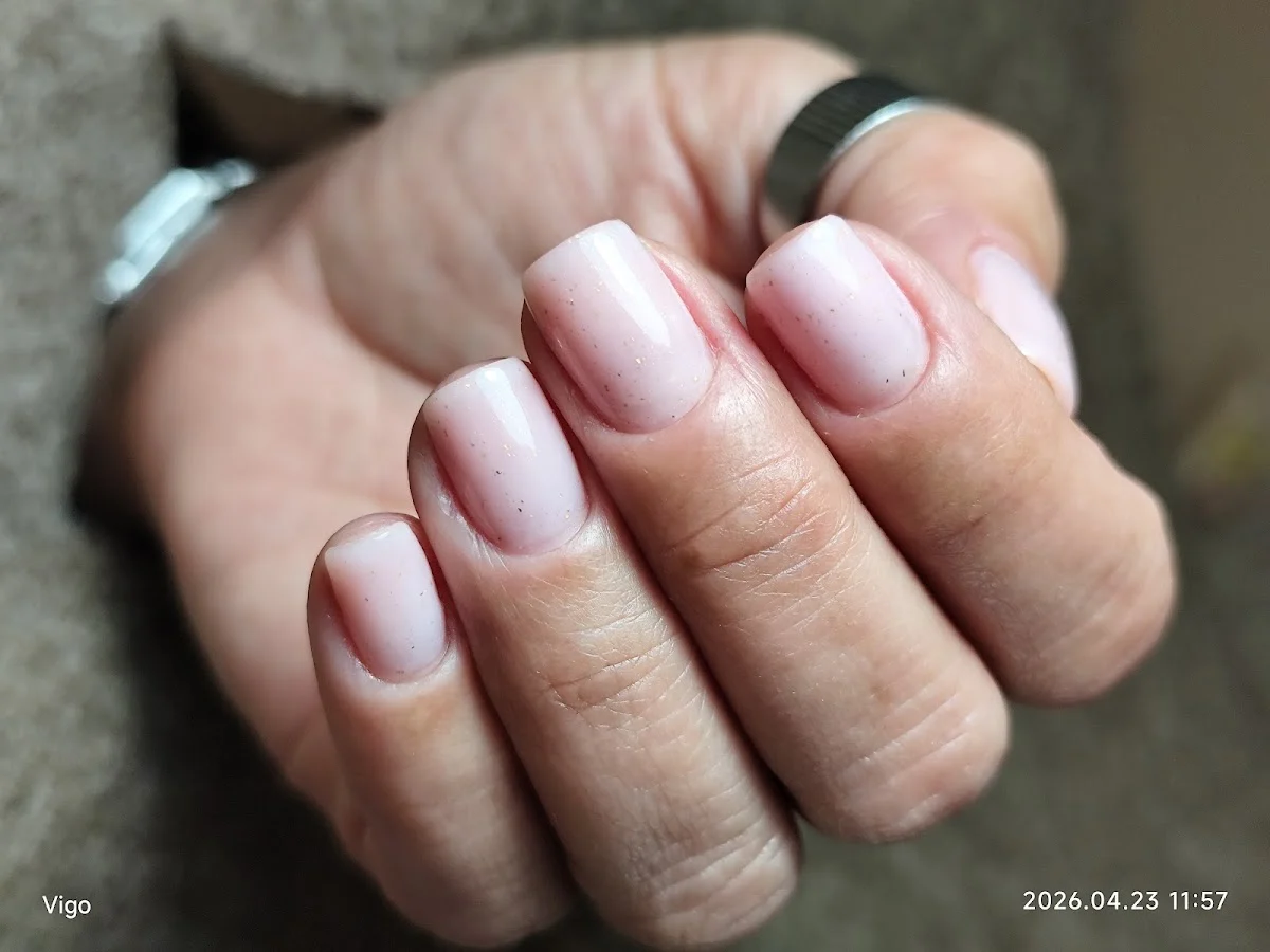 AYKA Salón de Uñas