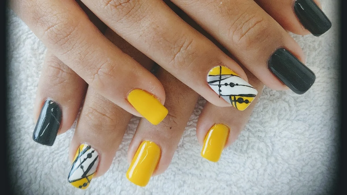 Bautemari Nails Peluquería y Estética