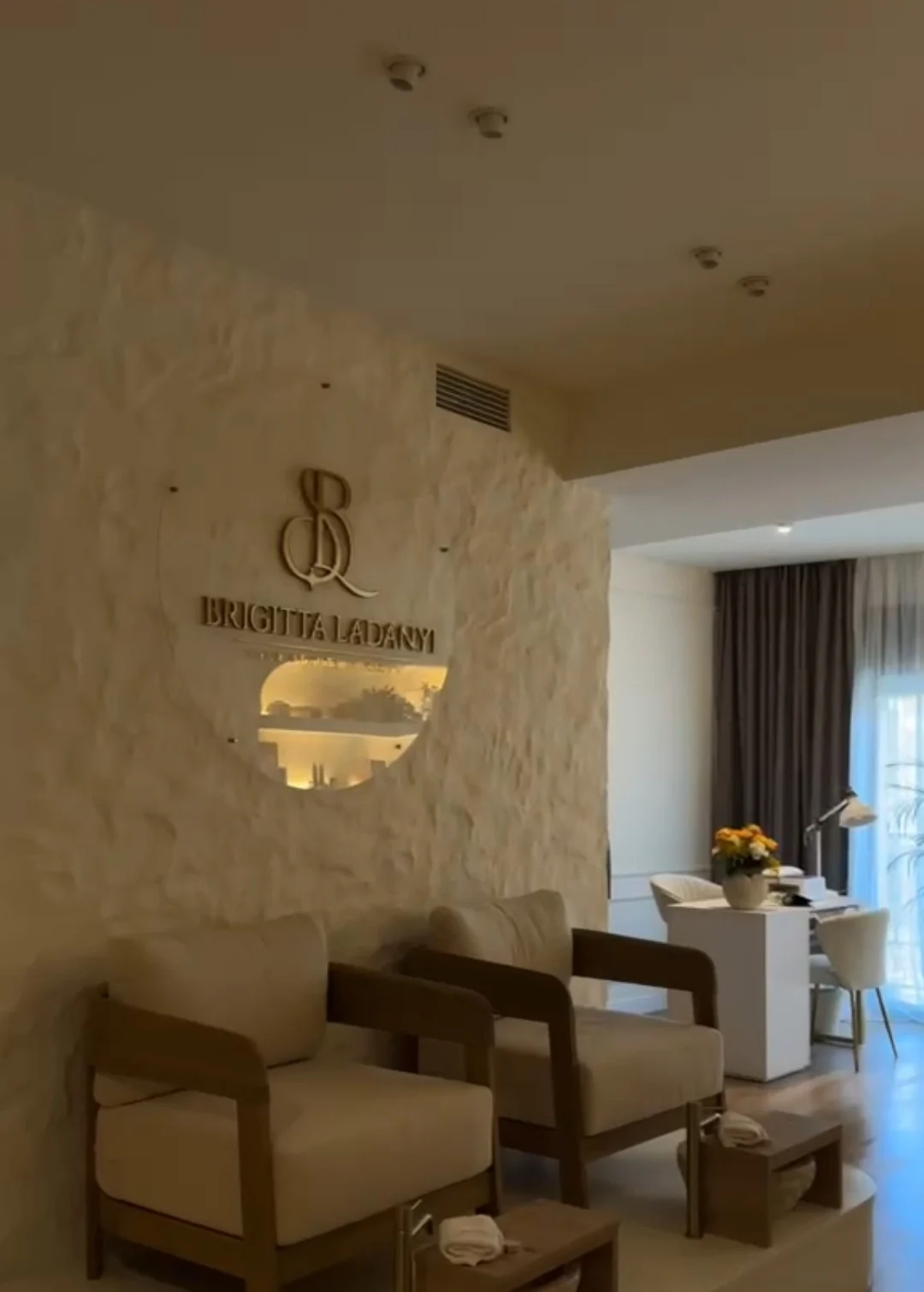 Brigitta Ladanyi -Your Beauty Concept Nails&Academy