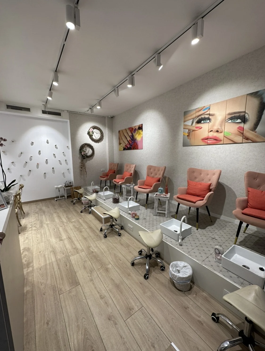 BYCHLOÉ Salon de Beauté - Barcelona - 4