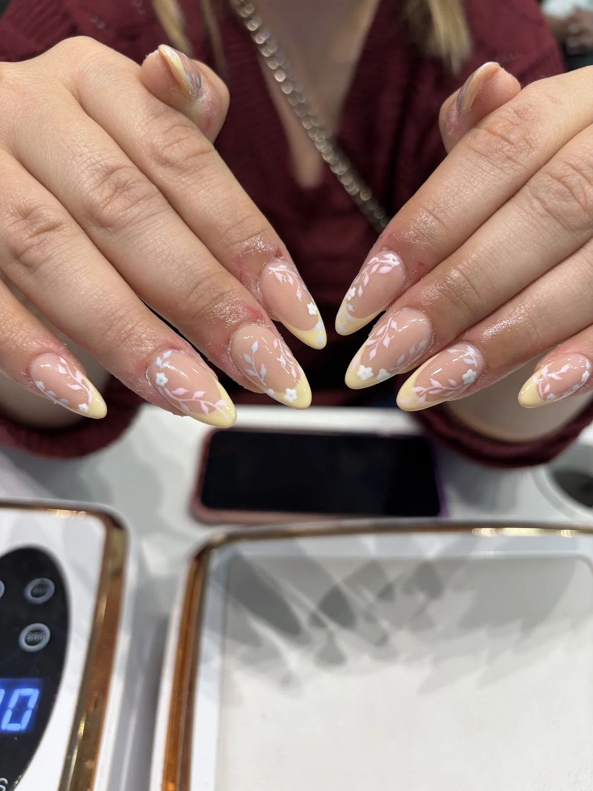 Centre nails 2