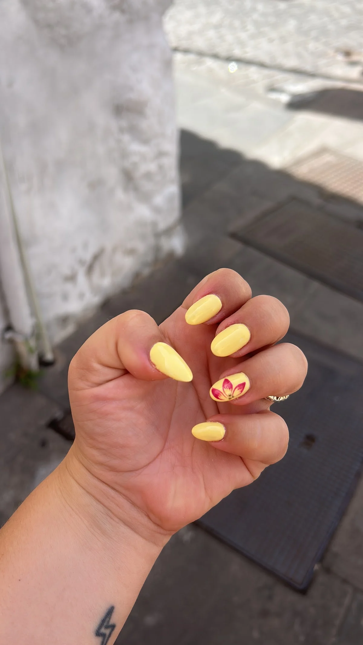 CezzyNails&Spa - 2