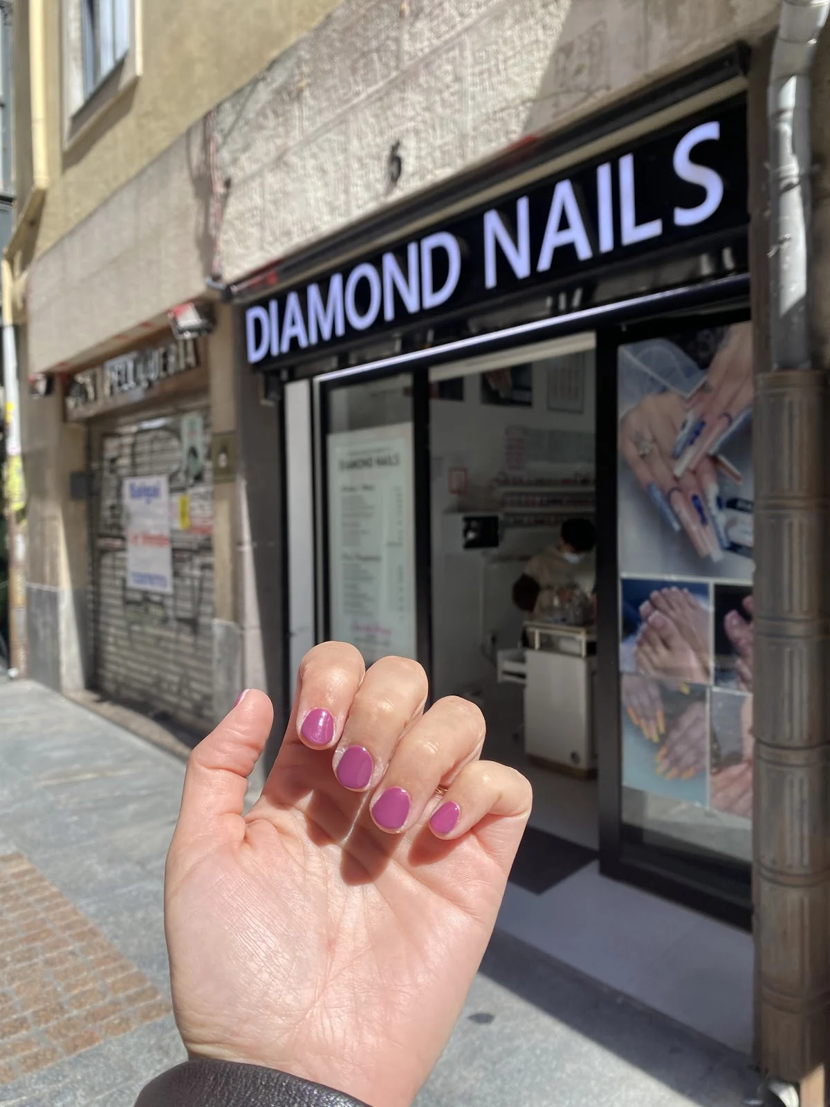 Diamond Nails - 4