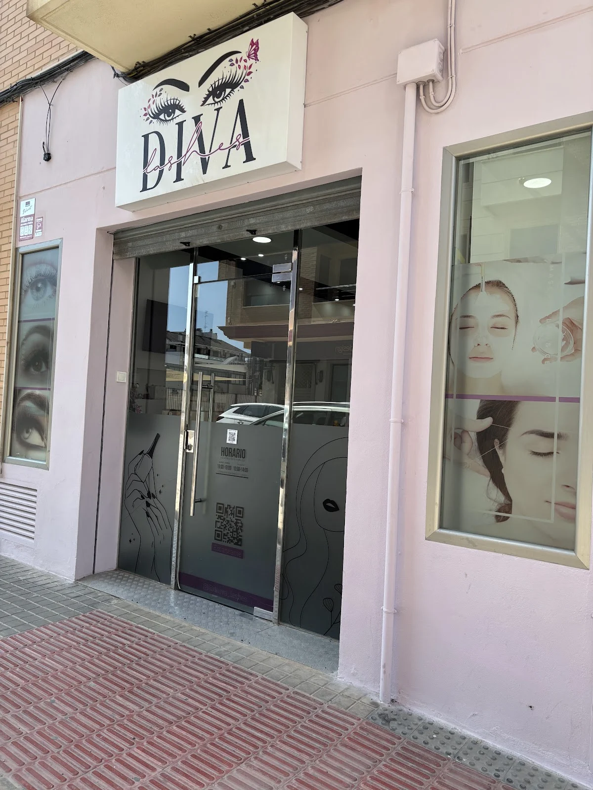 Diva lashes - 2