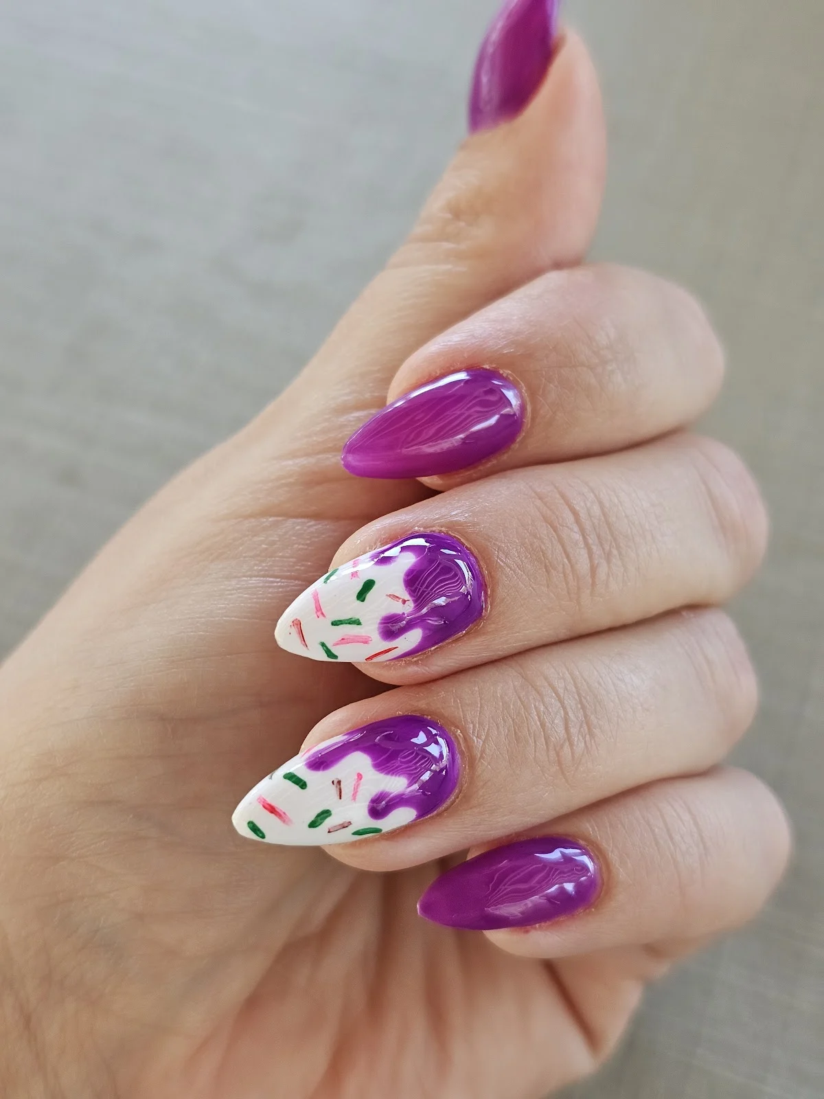 Estrella Nails