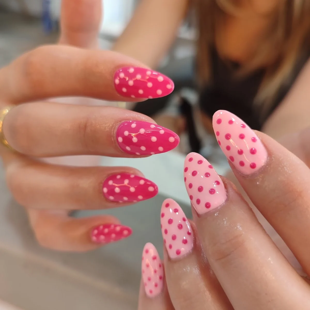 Happy Nails - 2