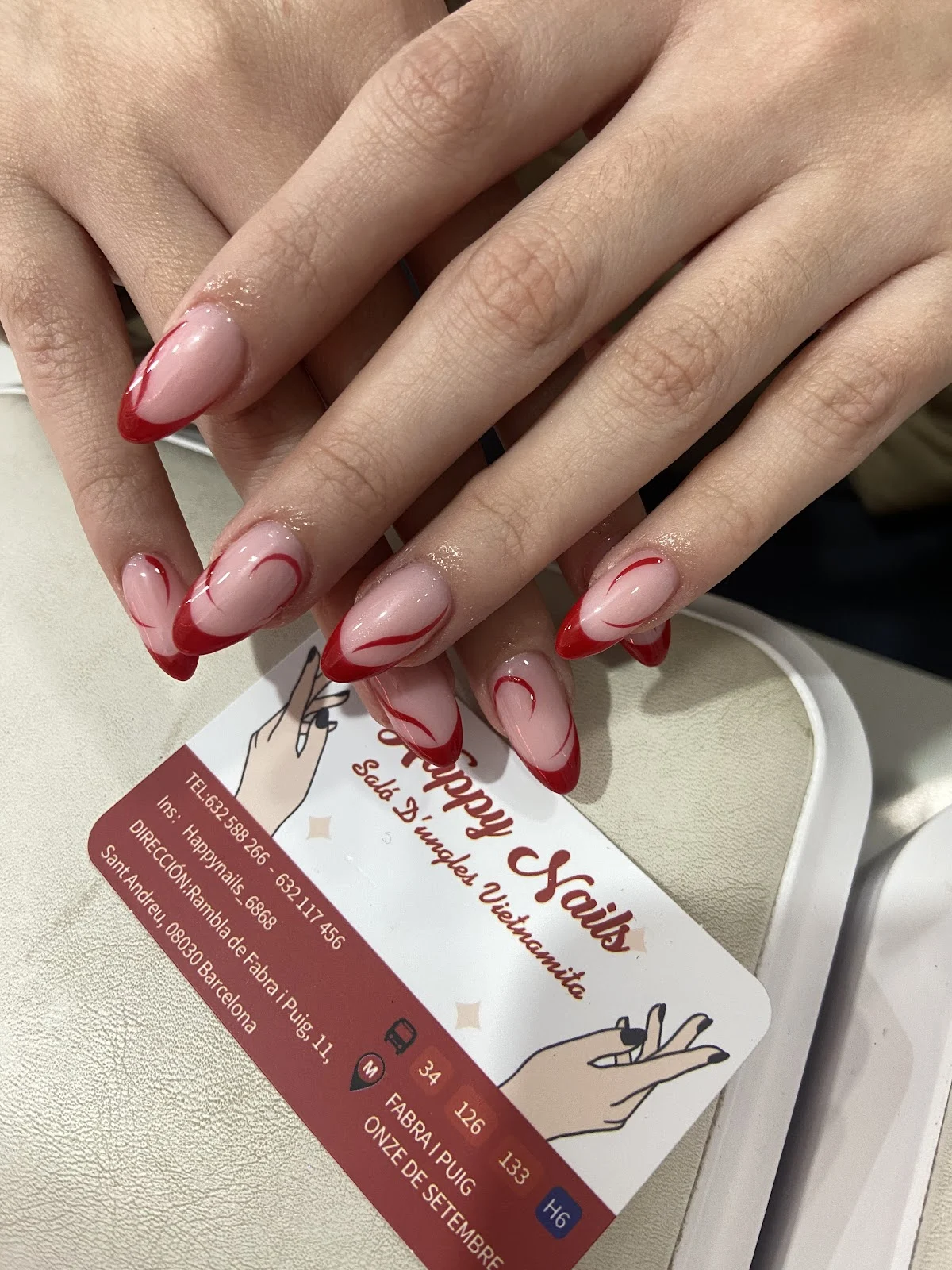 Happy Nails