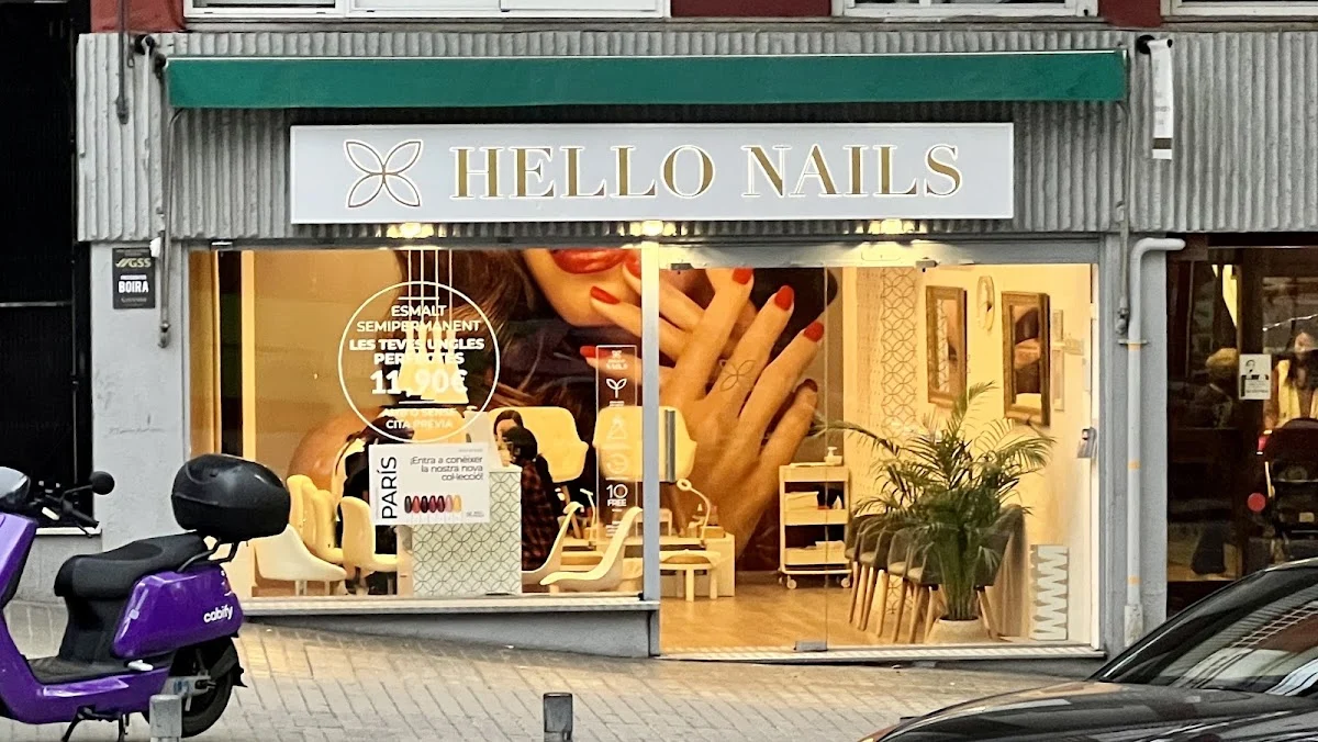Hello Nails - 4