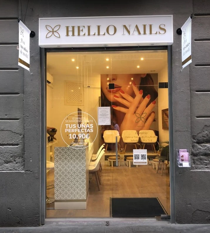 Hello Nails - 6
