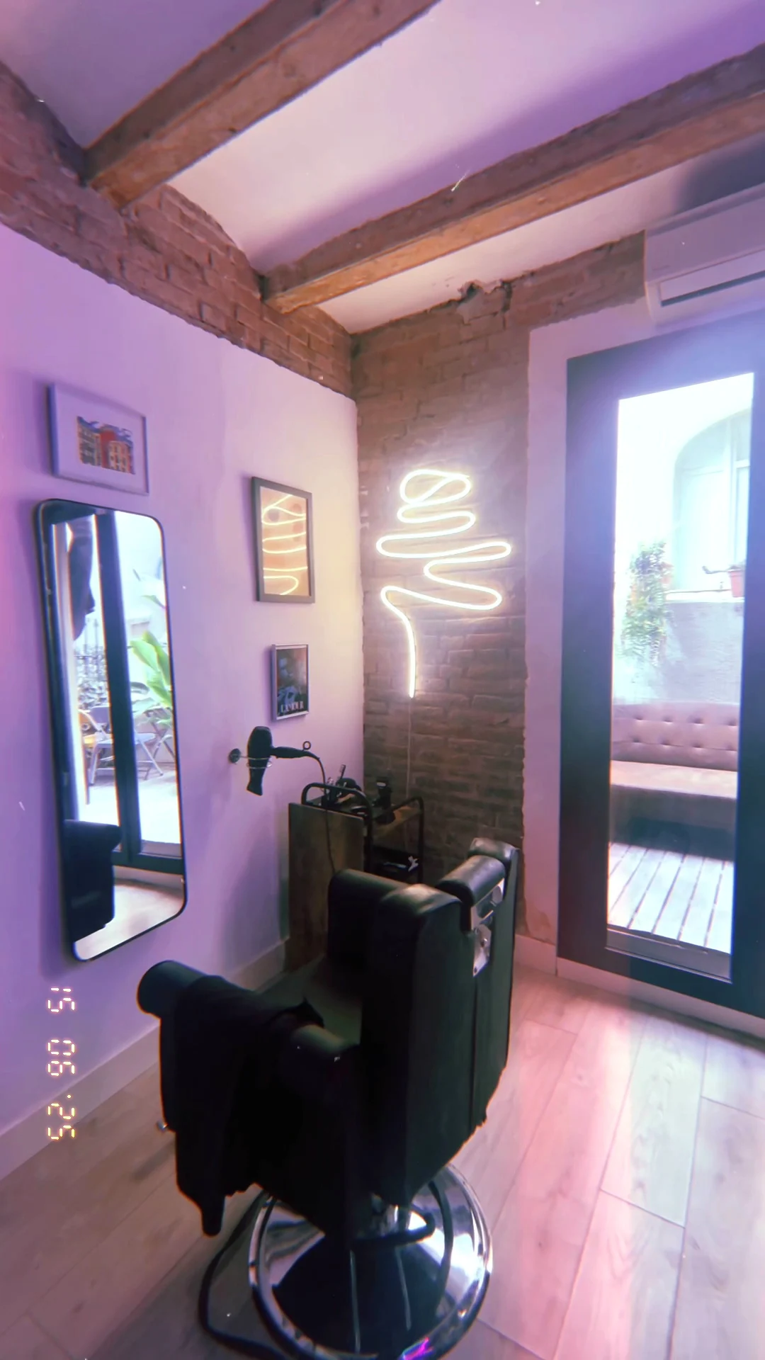 Isy hair and makeup lab - 4