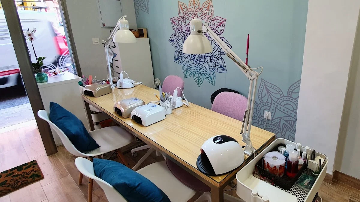 Jade Nails Lounge