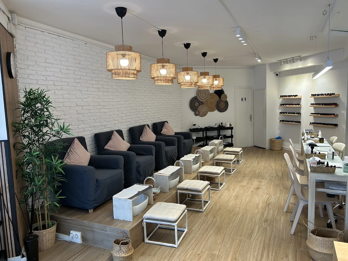KAIF Beauty Studio - 3