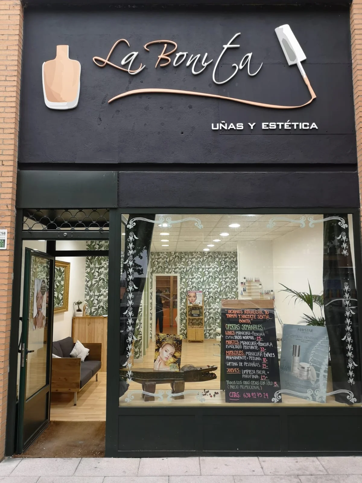 La Bonita - 2