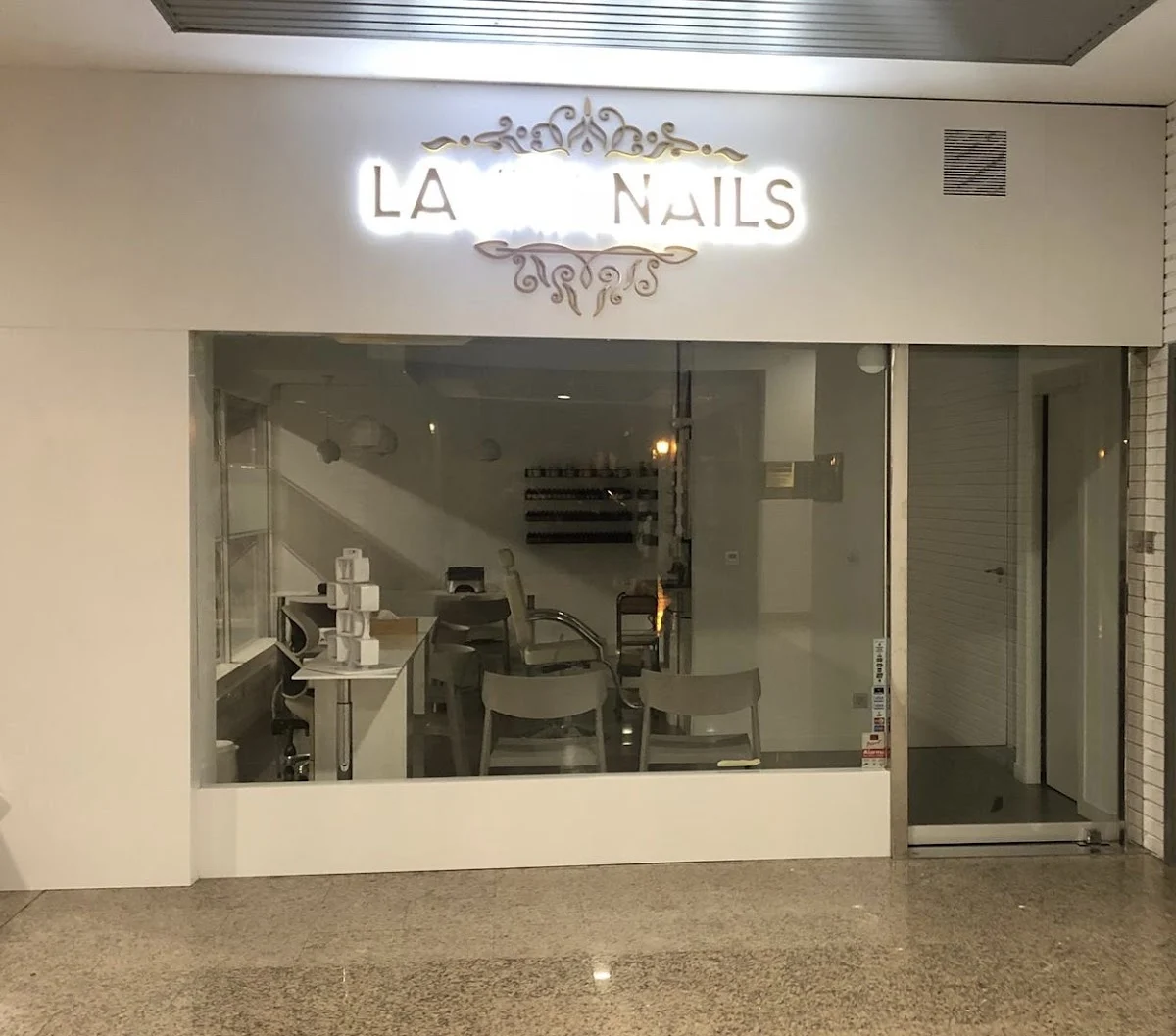 La Vita Nails - 2