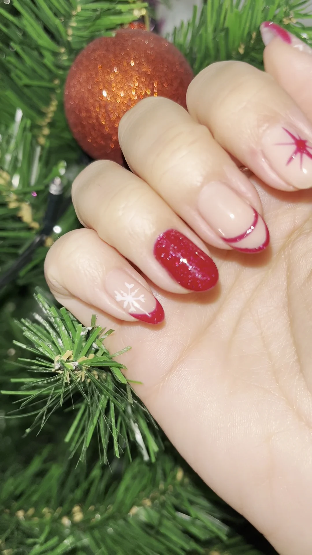 Lady's Nails - 3