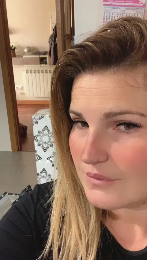 Lashes & More | Extensiones de pestañas, micropigmentación, manicura & more - 6