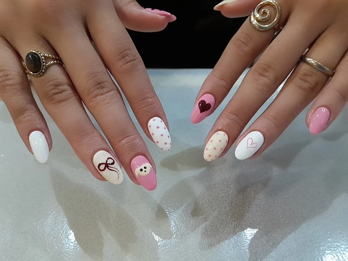 LEE NAILS