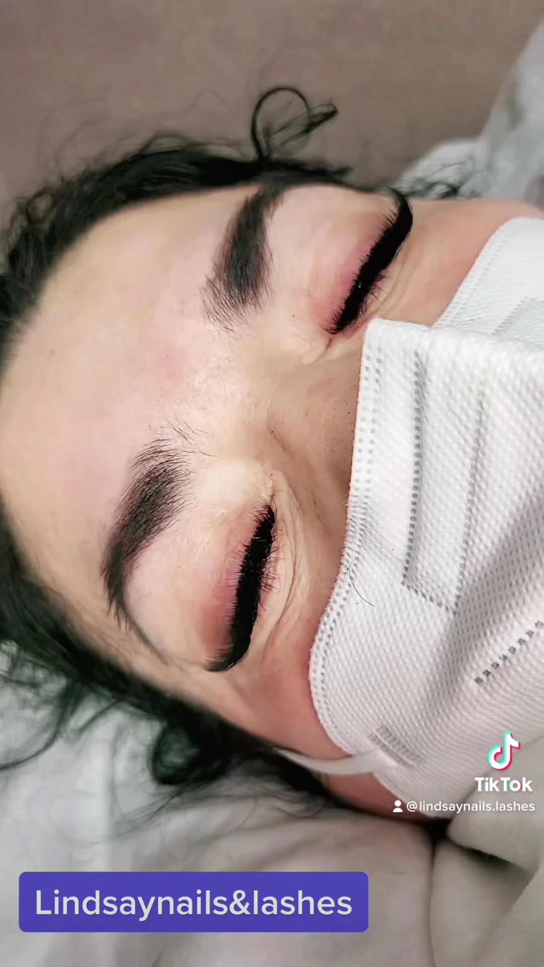 Lindsay Nails & Lashes - 3