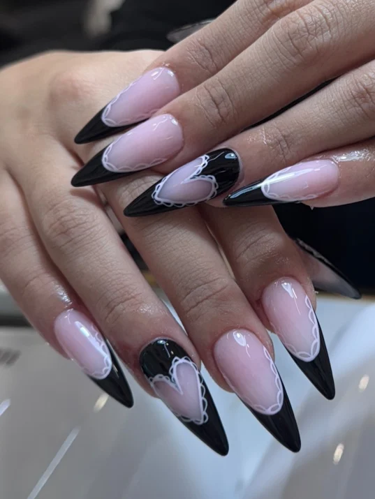 Love Nails Vietnamita