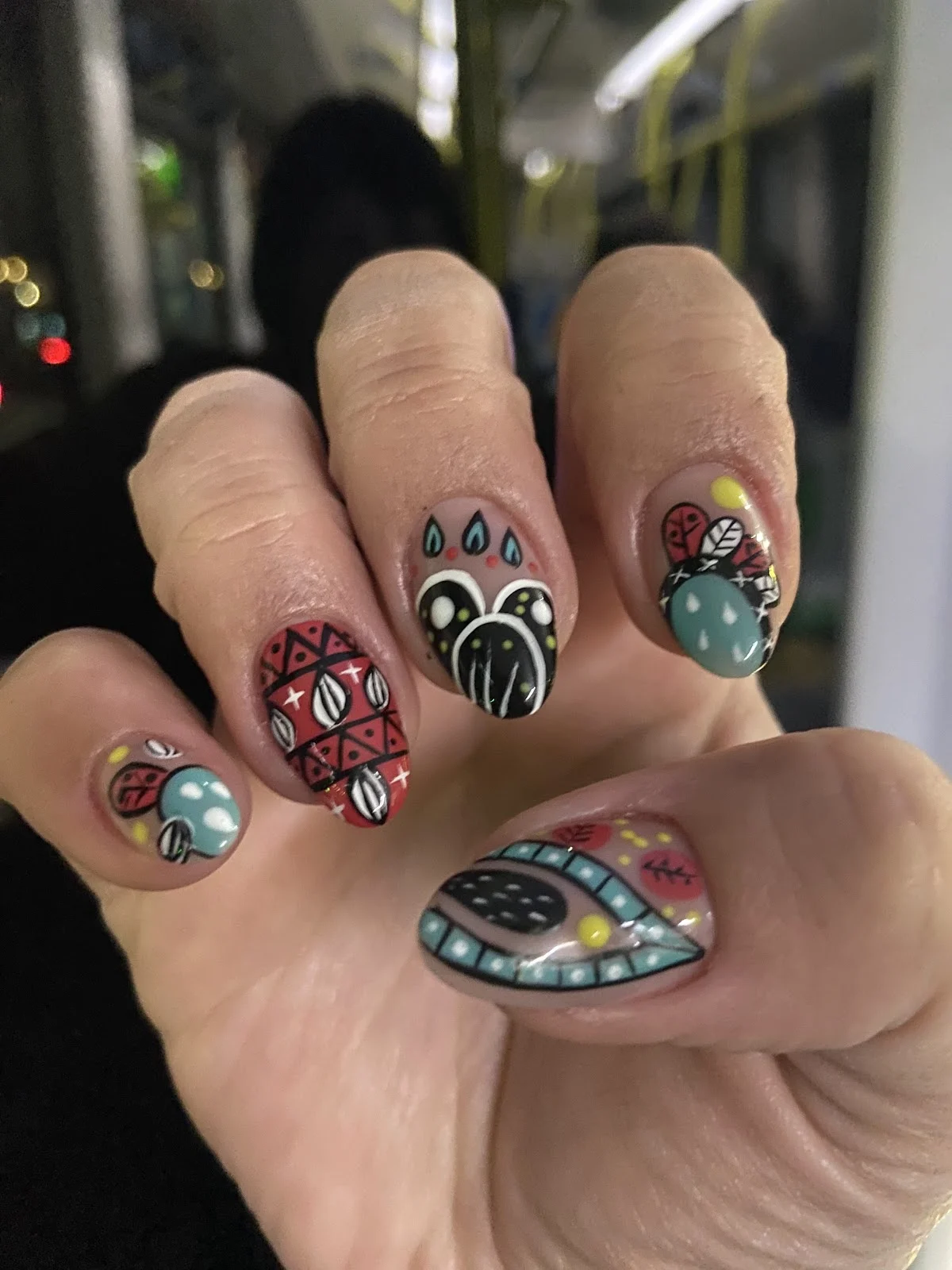 Luluview Nails & Beauty - 5