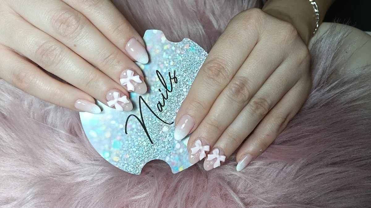 Nails art