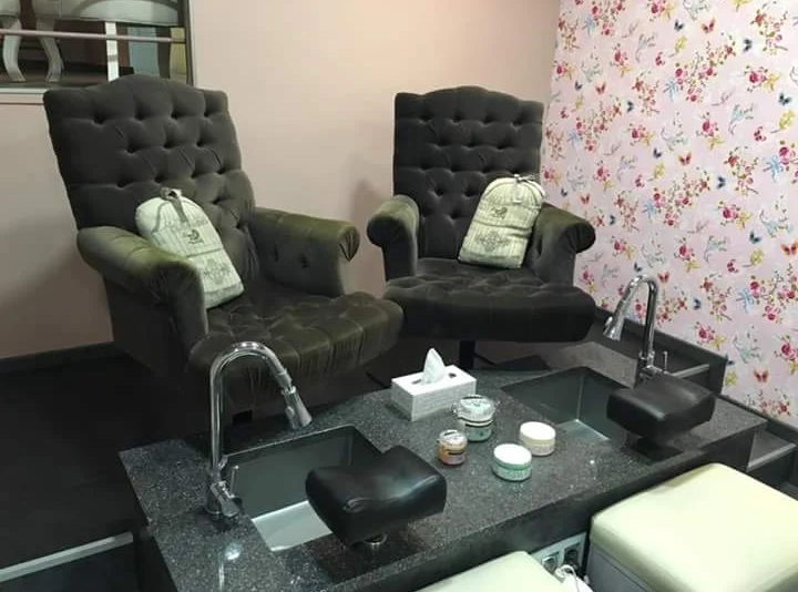 Nails Clinic