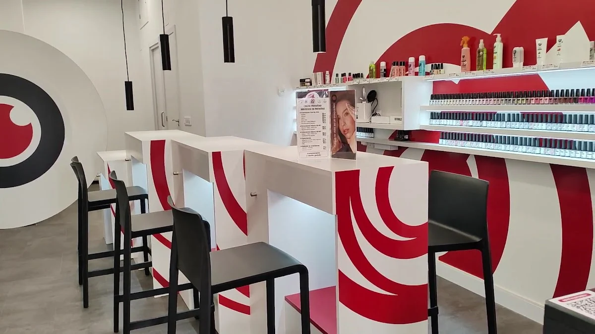 Nails Factory Madrid Cuatro Caminos - 5