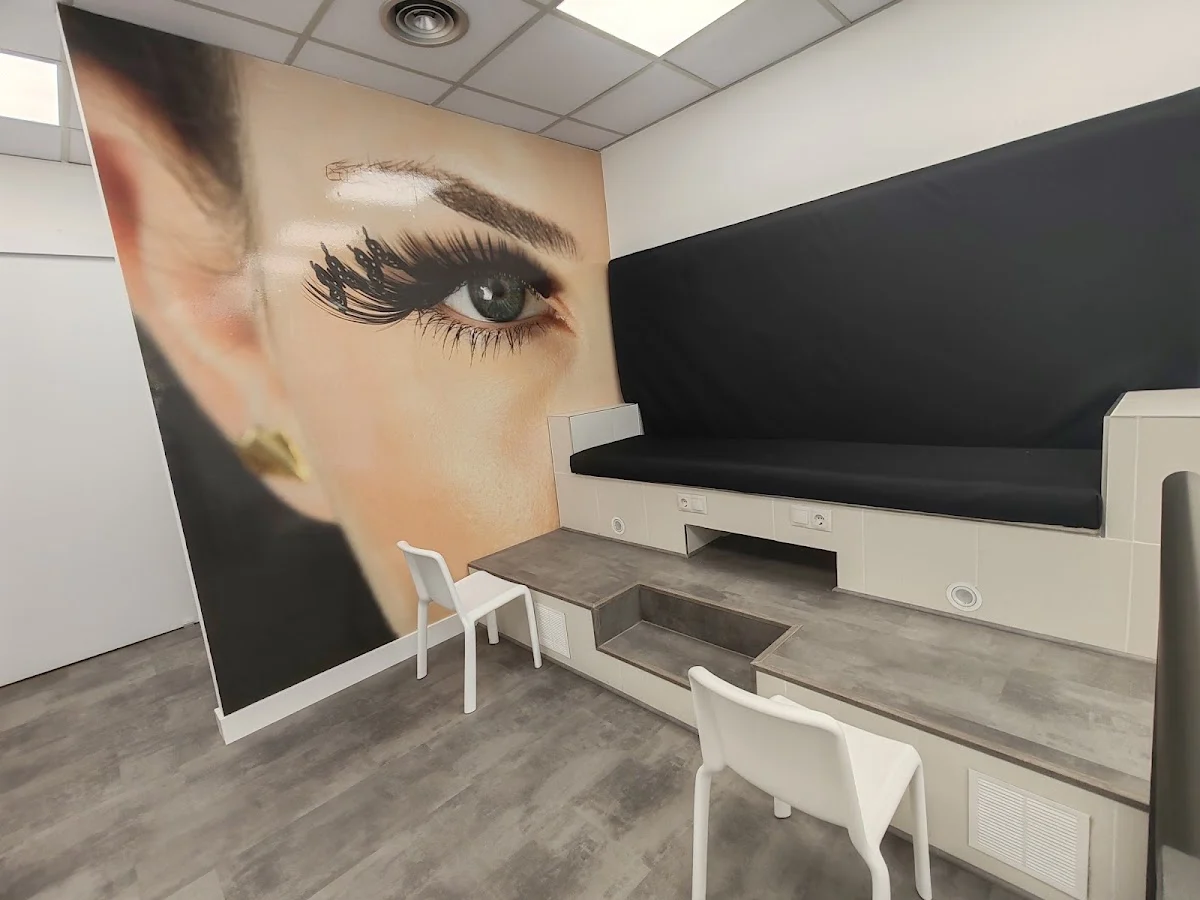 Nails Factory Madrid Simancas Alcalá 462 - 6