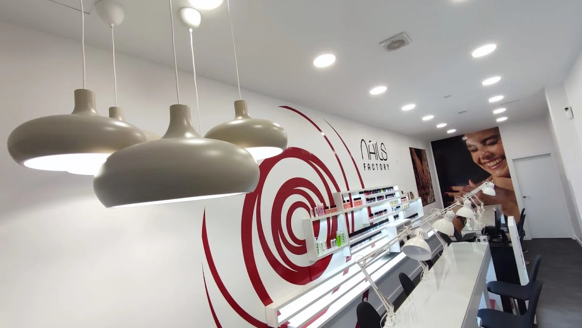 Nails Factory Pozuelo Avenida Europa 23 - 4