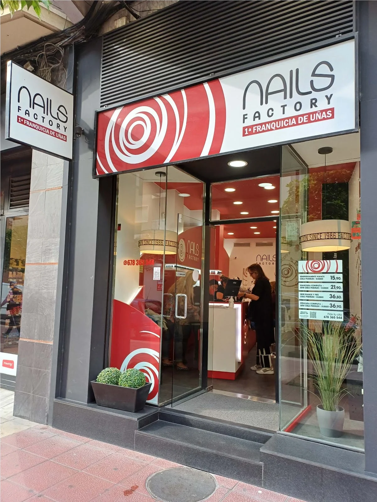 Nails Factory Zaragoza Paseo Damas