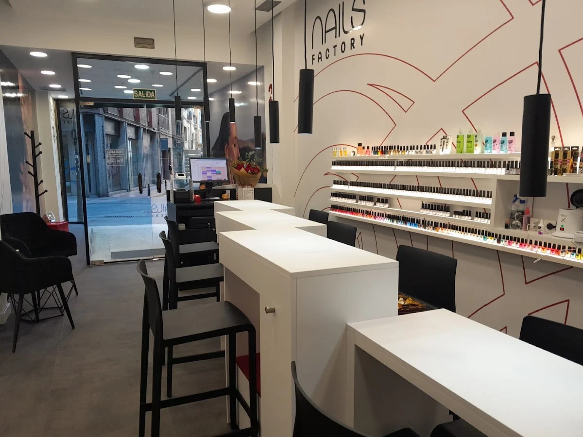 Nails Factory Zaragoza San Miguel - 5