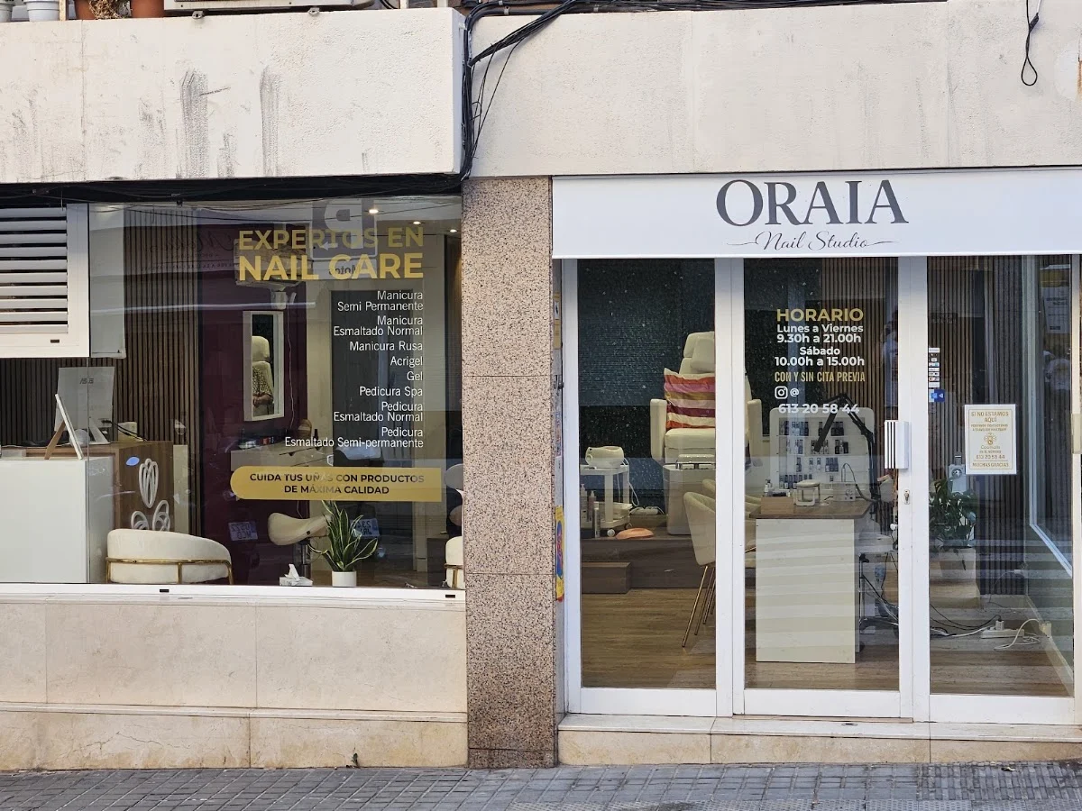 Oraia Nail Studio - 2