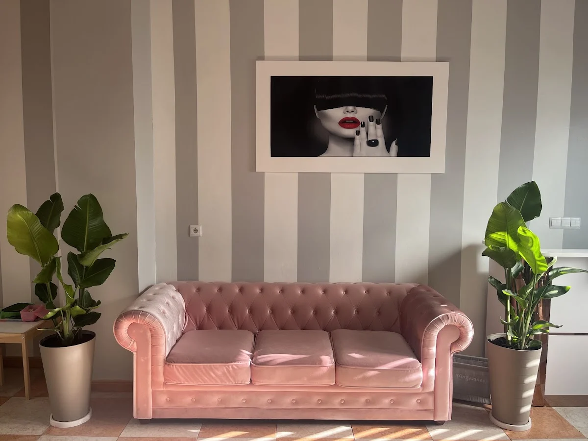Salon de uñas Chari zarcos