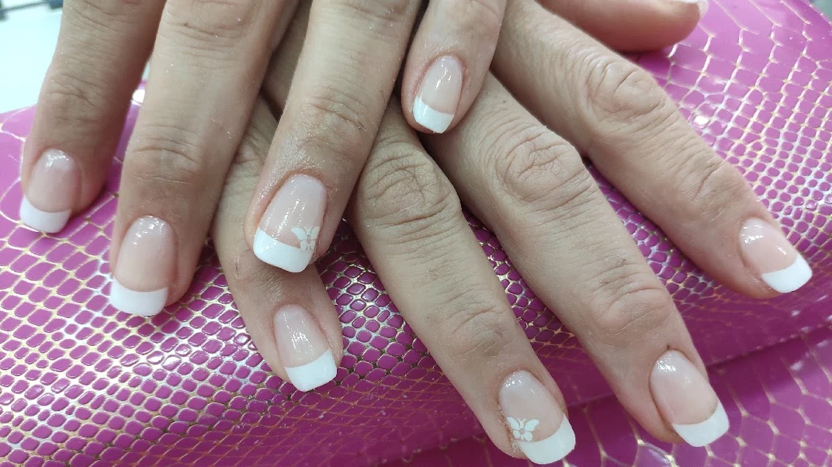 salón de uñas YALI