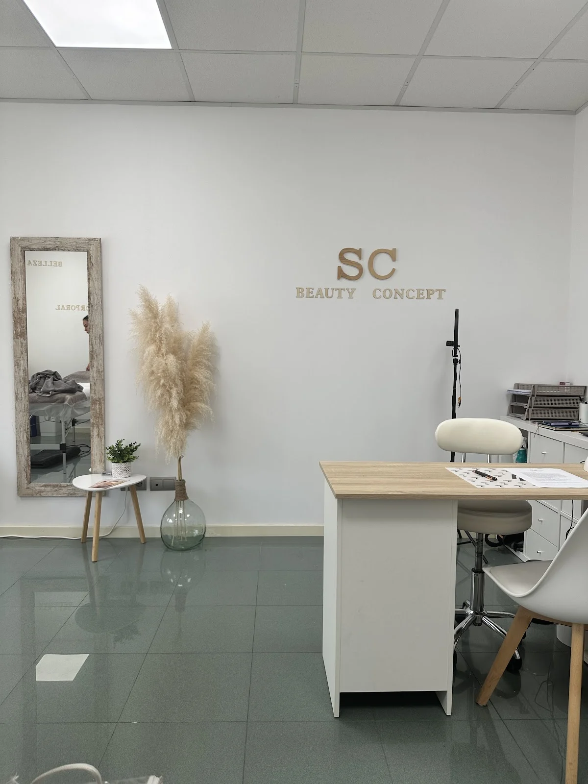 Sandra Castillo Beauty Concept - 4
