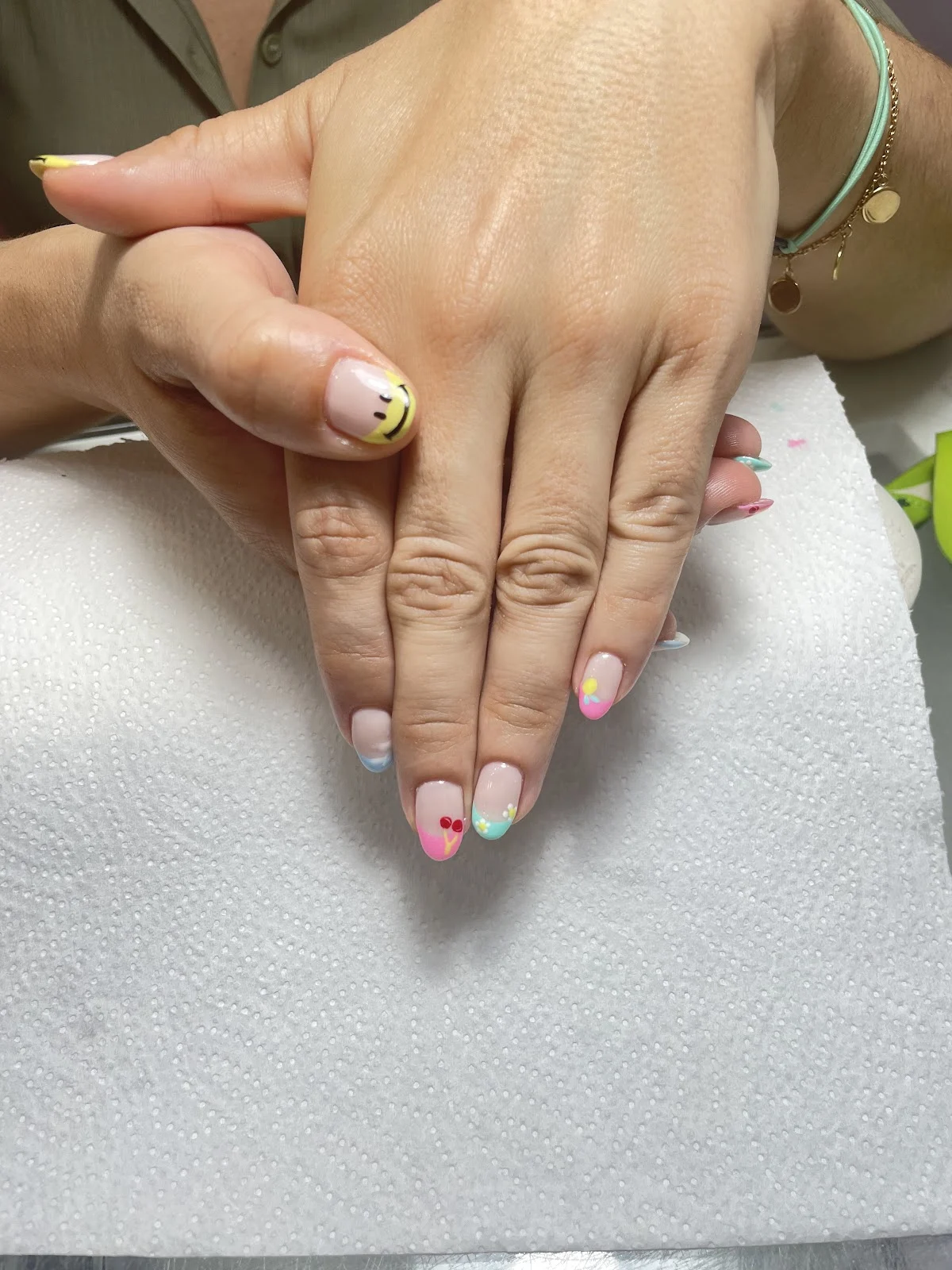 Studio Yenni Nails