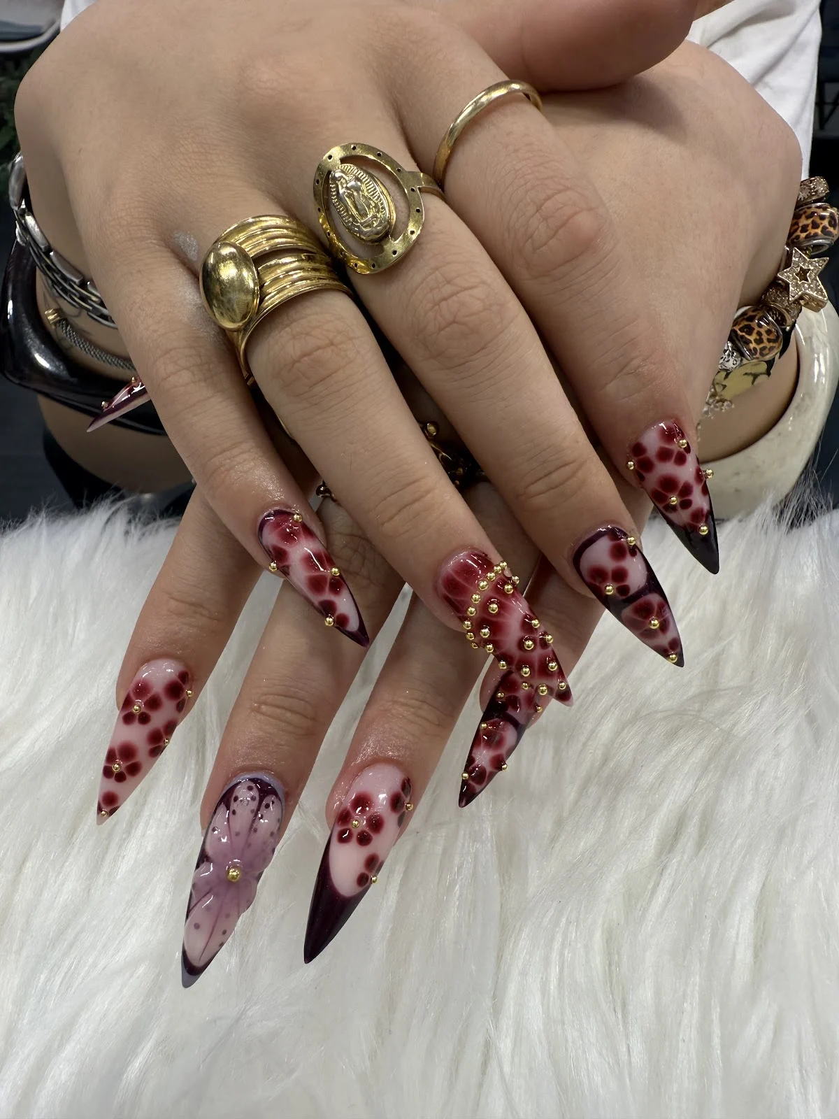 TONI NAILS 3