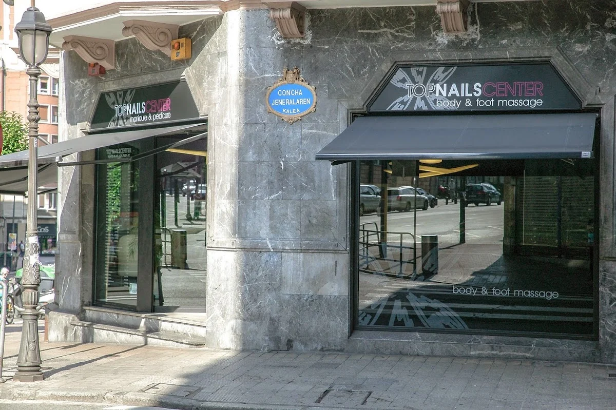 TOP NAILS CENTER - 2