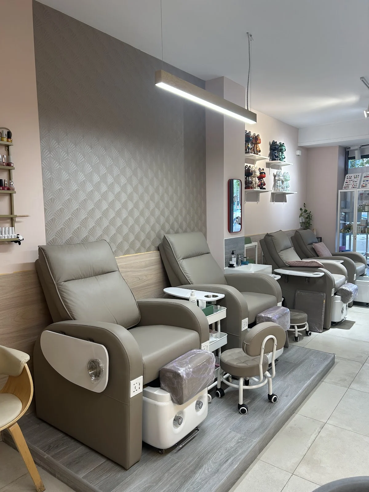 UÑAS 19 NAILS & MASSAGES - 4