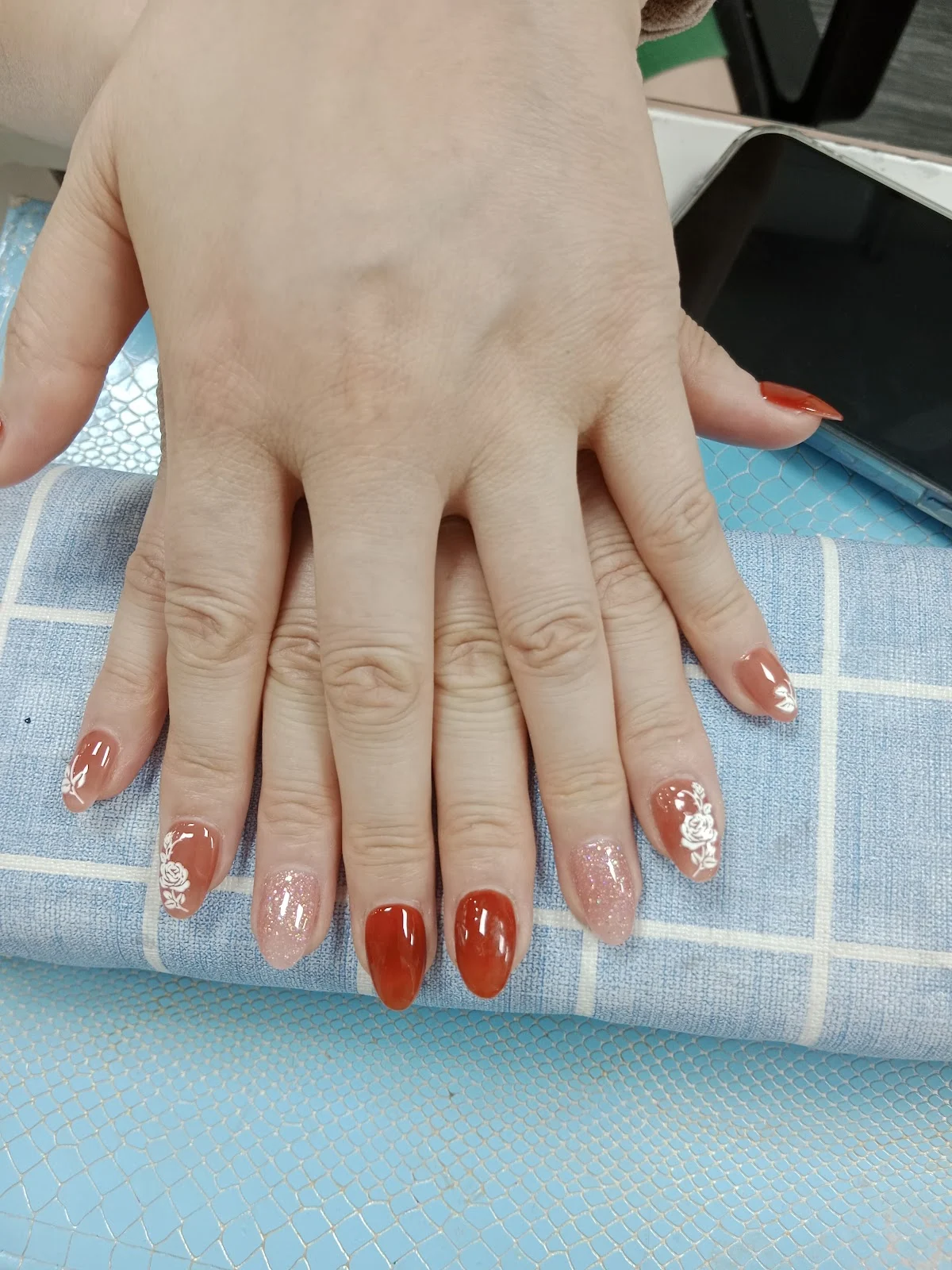 Uñas y masaje