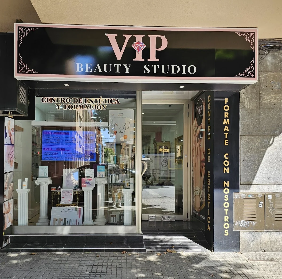 VIP BEAUTY STUDIO