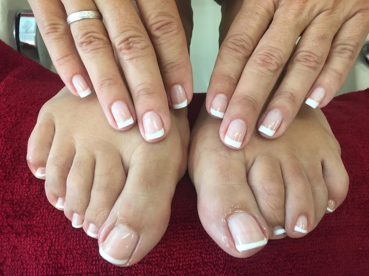 W&X UÑAS