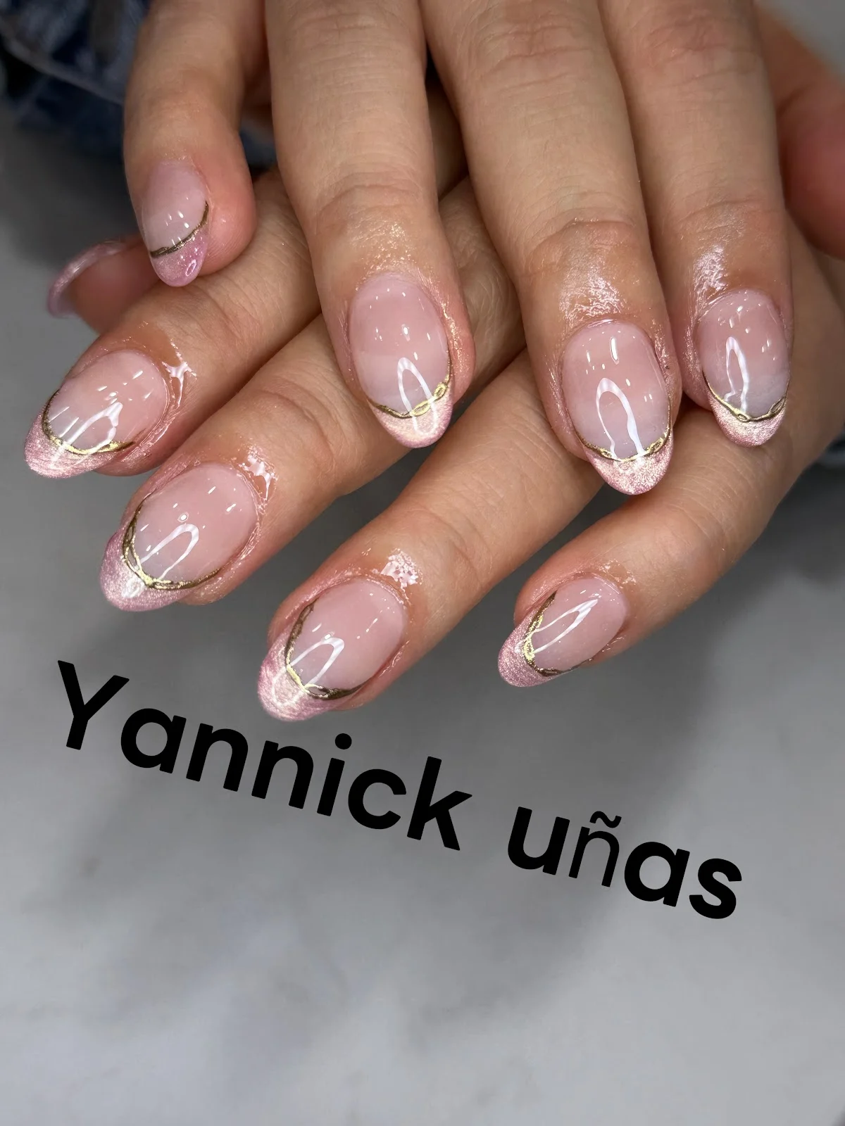 Yannick Uñas Salón de Belleza